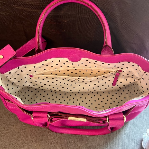 Kate spade pink Italian leather bag with handles & removable cross body strap. - Picture 6 of 6